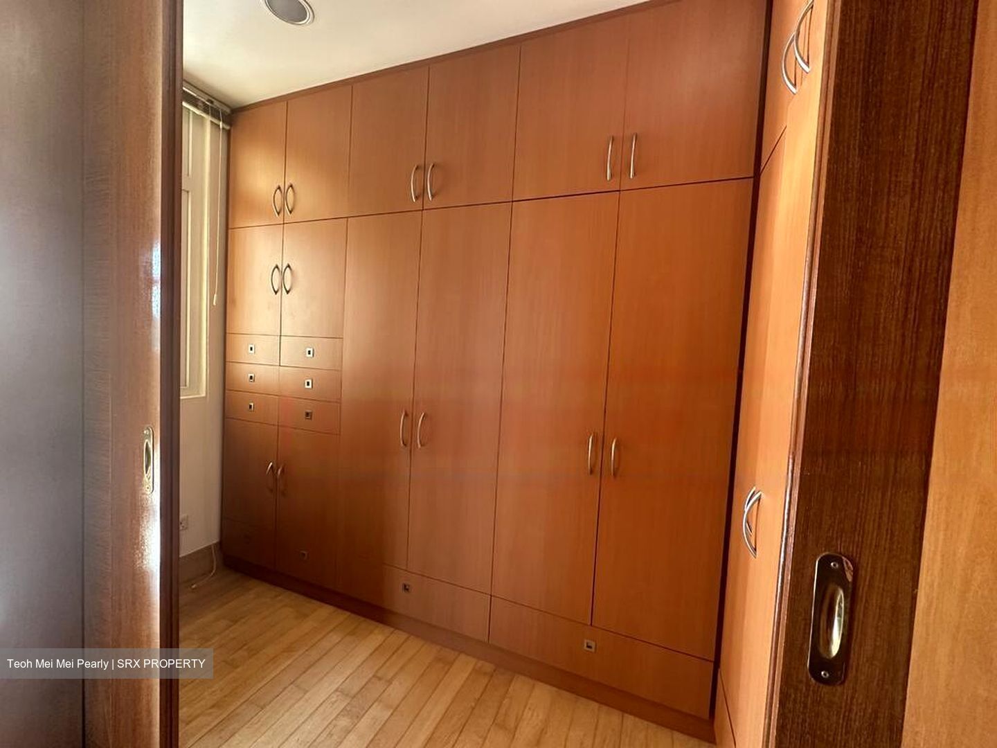 Chelsea Gardens (D10), Condominium #437666821